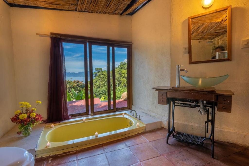 Jenna'S River Bed And Breakfast Jucanya Bagian luar foto